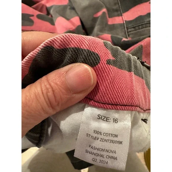 Y2K Fashion Nova Kids Pink Grey Camo Cargo Pants Girls Size 16 - Picture 5 of 5